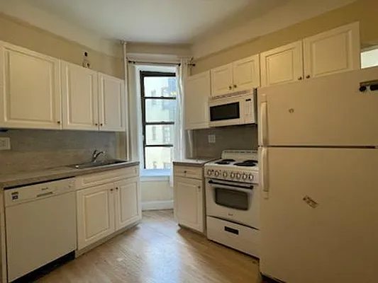 Rented by D J Real Estate LLC | media 115