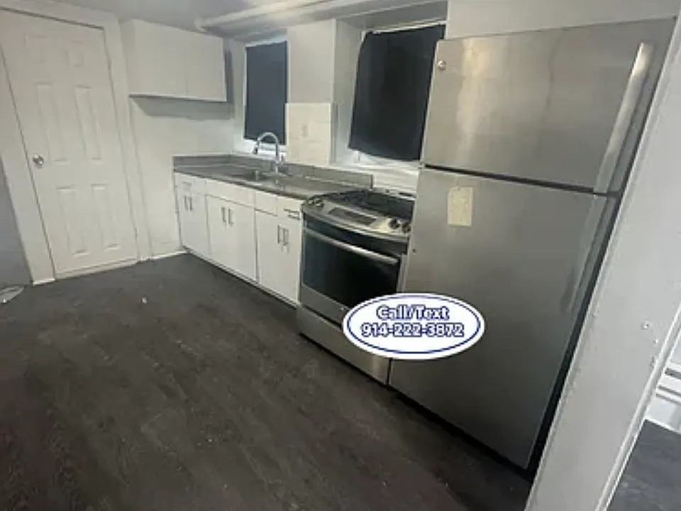 52 William St #1B