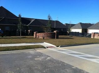 14507 Bella Villa Dr, Baton Rouge, LA 70810
