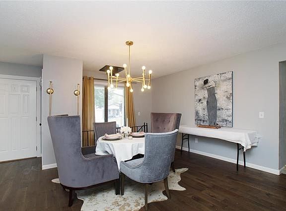 3rd image of 1019 Timberwood Trails Dr