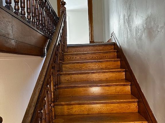 2nd image of 401 S Grand Ave #2