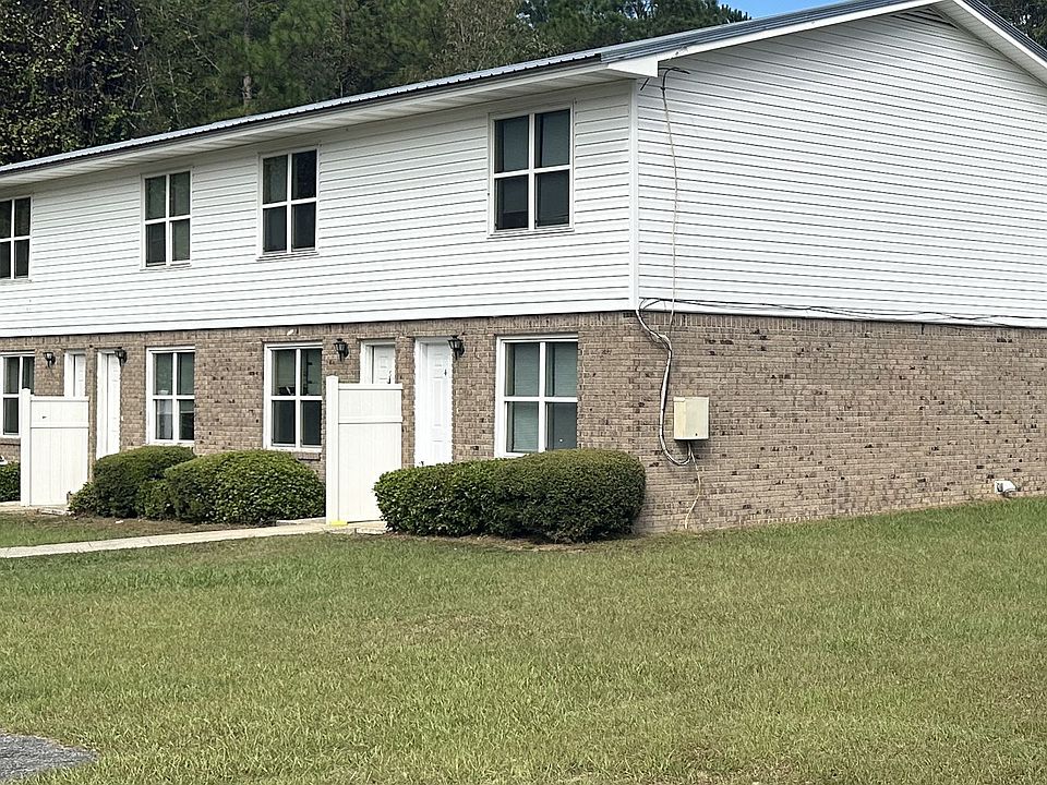 1st image of 1305 Breckenridge Dr APT 4