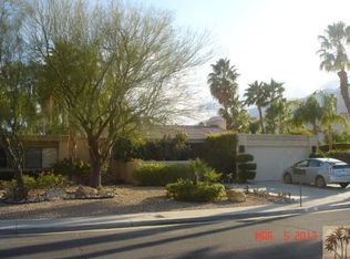 1061 Christina Way, Palm Springs, CA 92262