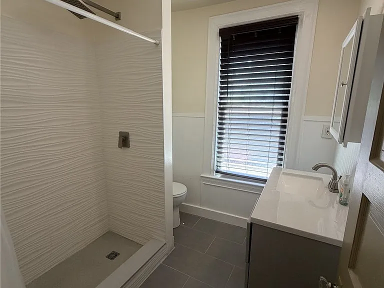 1214 Goe Ave — Photo 37