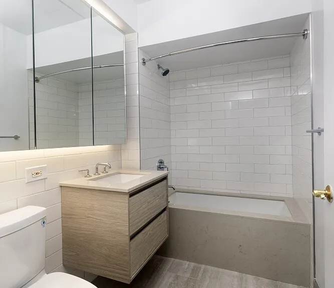 363 W 30th St #408 — Photo 6