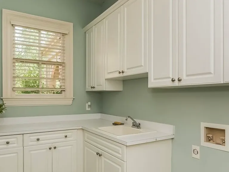 905 Shepards Ct — Photo 21