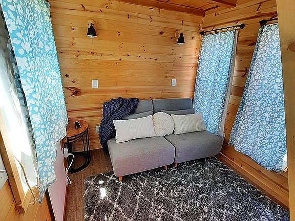 Living area with recliners 