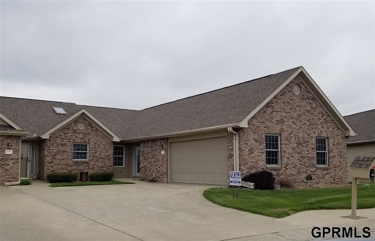 607 Spring View Cir Beatrice NE 68310 Zillow