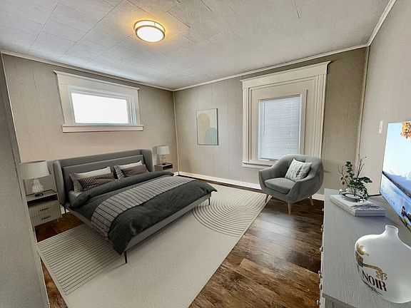 2nd image of 422 4th Ave S #1