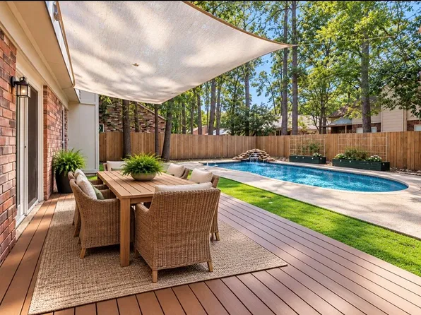 2 Summithill Pl, Spring, TX 77381