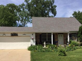 1154 Park Ave, Valparaiso, IN 46385