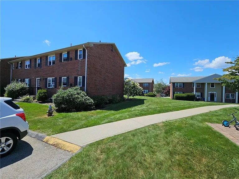 70 Carroll Ave #1004 — Photo 35