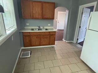 11947 S State St #2, Chicago, IL 60628