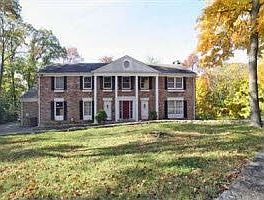 1st image of 552 Hickory Hill Ln