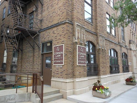 2nd image of 297 W Clay Ave Suite 101
