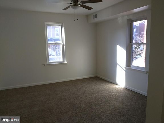 2nd image of 547 Washington Ave APT 2