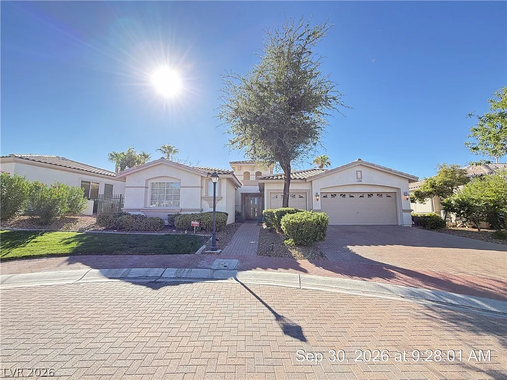 3 bed, 2.5 bath, 2178 sqft, $3,175 — Photo 4