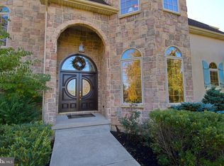 1870 Obriens Ct, Bethlehem, PA 18015