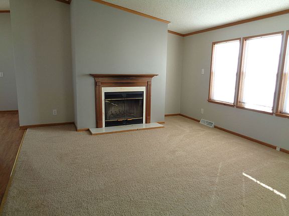 3rd image of 2618 Grant Ct