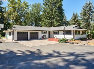 1525 Pine St NE, Silverton, OR 97381