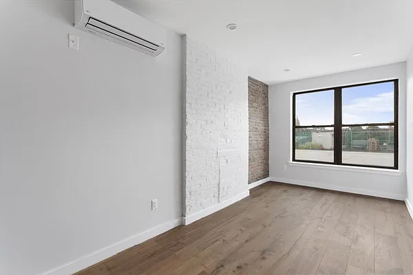 Rented by Citi Habitats | media 13