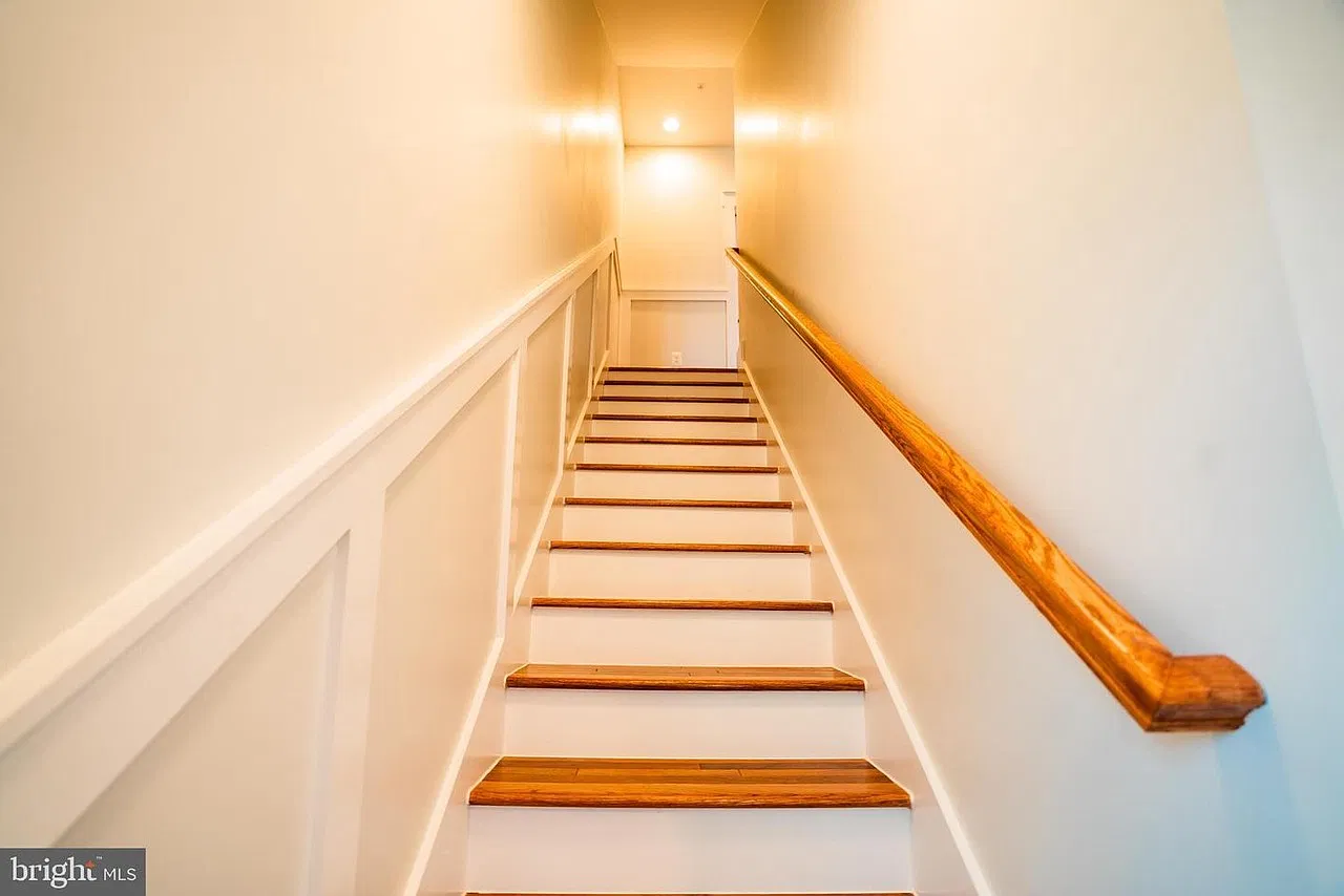 1 bed, $1,050 — Photo 1