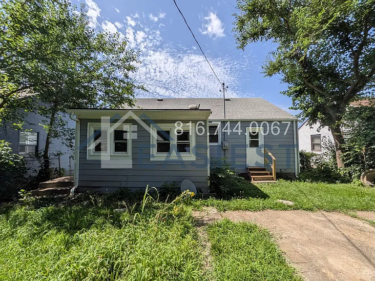 1118 E 79th St — Photo 22
