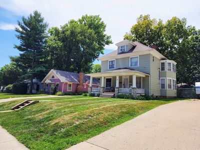 1100 S Noland Rd, Independence, MO, 64050