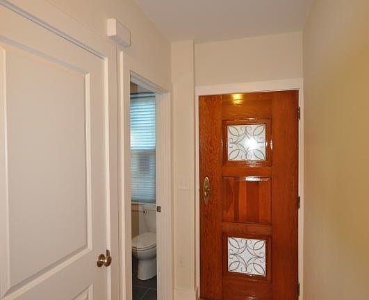 4th image of 22 Sussex St #Townhouse