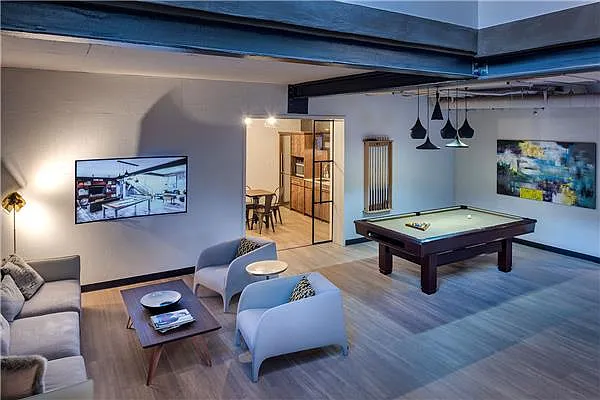 Sold by Park River | media 15