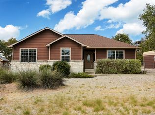 105 Walnut Way, Boerne, TX 78006
