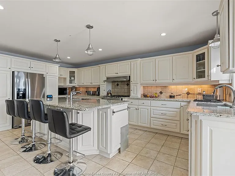 282 Rossini Blvd #UPPER — Photo 14