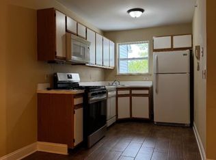 388 Keswick Dr, Piscataway, NJ 08854