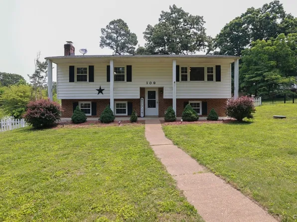 109 Webster Rd, Sandston, VA 23150