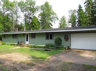 3058 State Highway M35, Bark River, MI 49807