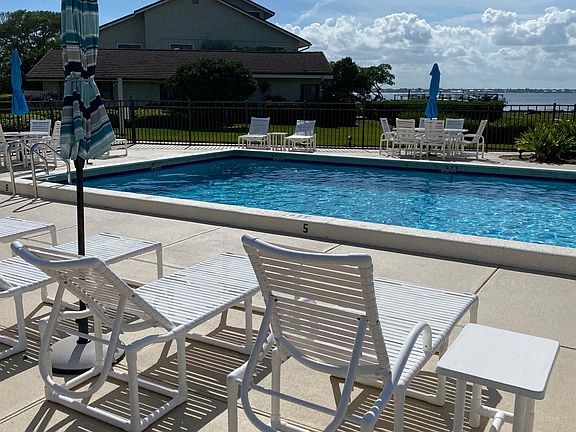 2nd image of 2040 NE Ocean Blvd #123456