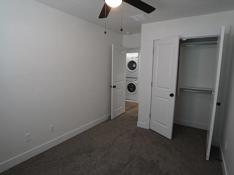 1558 S 150 W — Photo 26