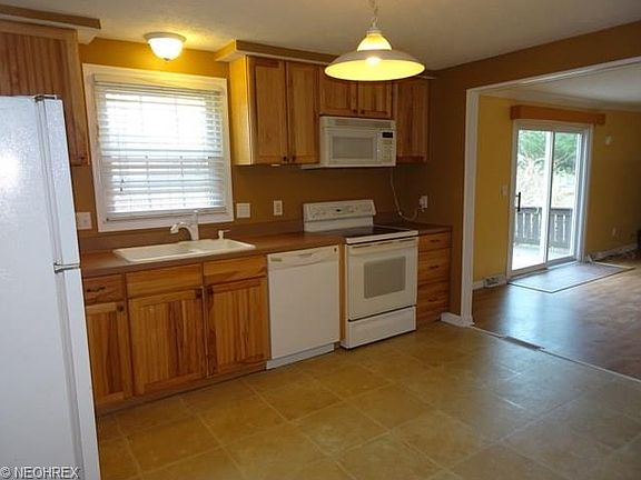 3rd image of 4627 Graford Ln