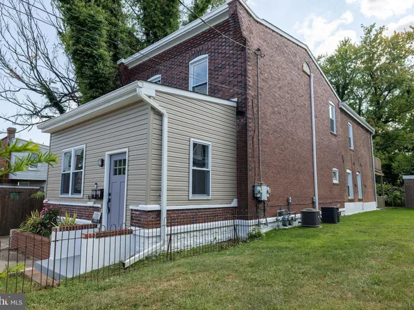 302 W 30th St, Wilmington, DE 19802