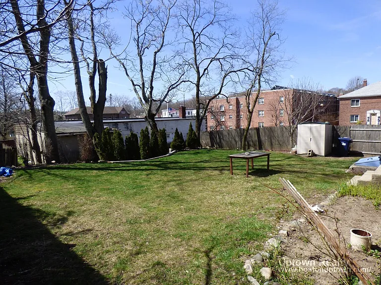 5 Olive St #1 — Photo 10