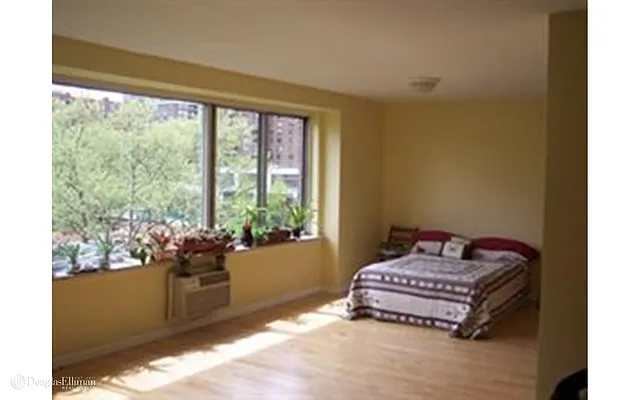 Rented by Douglas Elliman | media 10