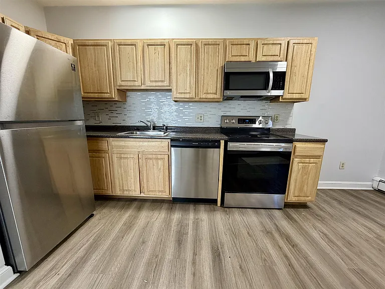 126 Berkshire St #2 — Photo 3