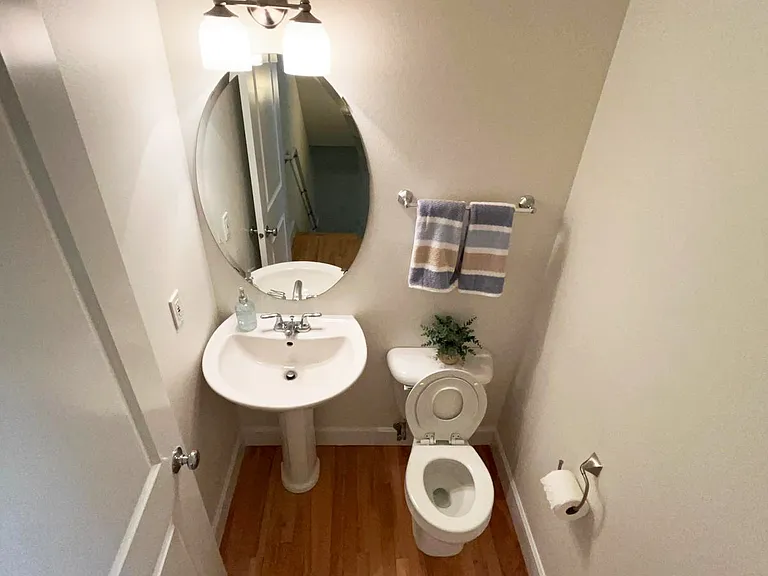 10307 Midvale Ave N #A — Photo 13