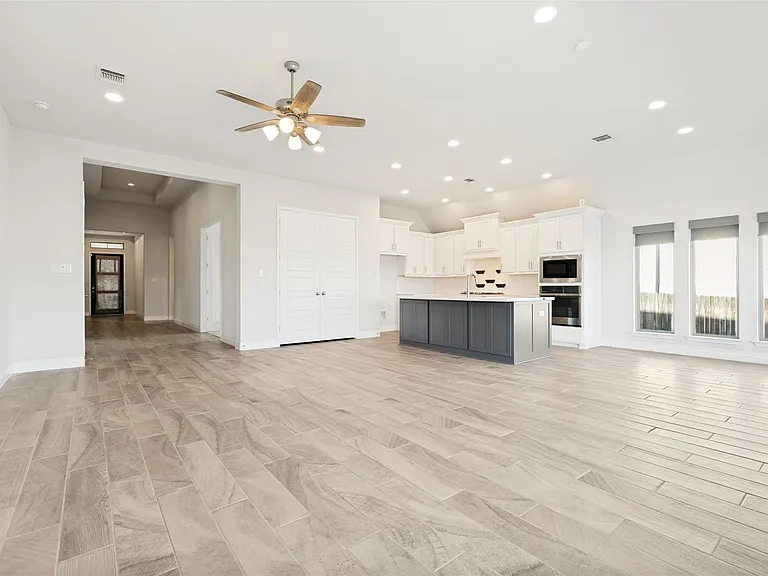 12314 Fort Travis — Photo 11