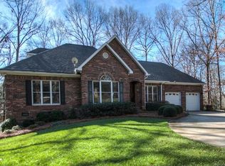 405 Old Willis School Rd, Dallas, NC 28034