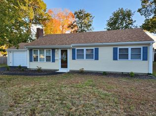 198 Gainesville Dr, Warwick, RI 02886
