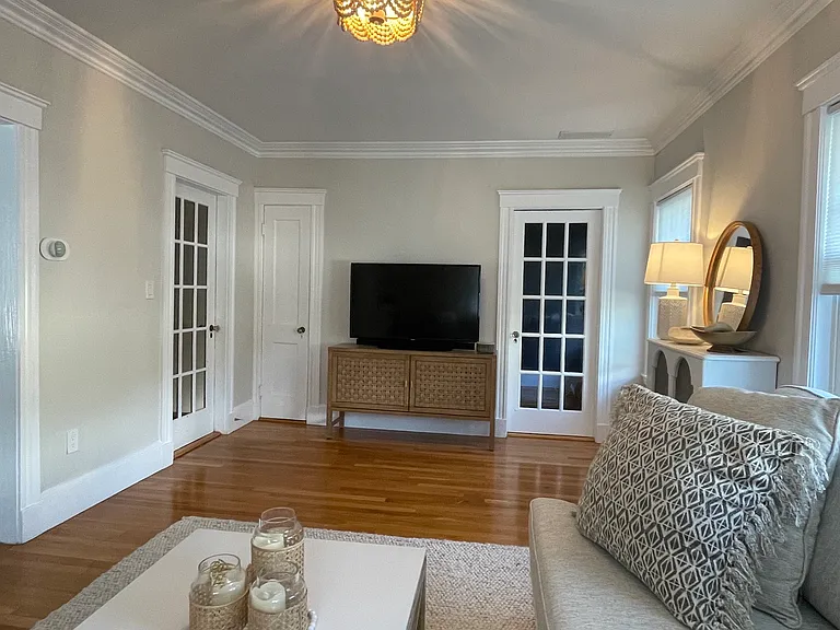 17 Laurel Rd #2 — Photo 10
