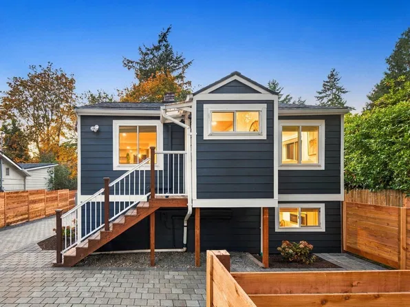 13741 37th Avenue NE, Seattle, WA 98125