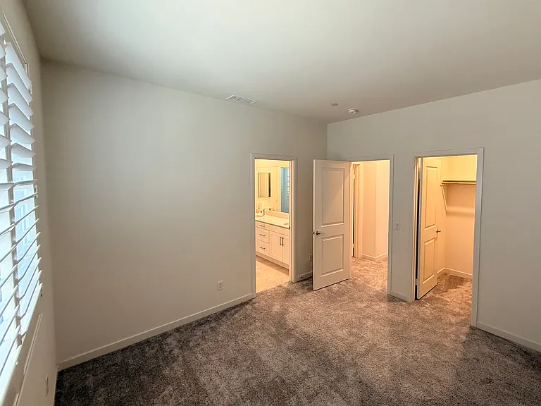 2622 E Scarlett Ln — Photo 29