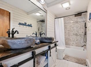 47 Warbler Ct, Lake Harmony, PA